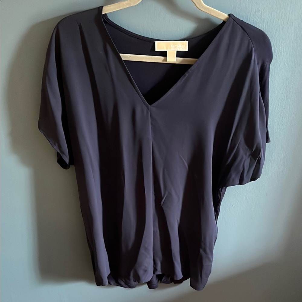 Elegant Navy V-Neck Women's Top